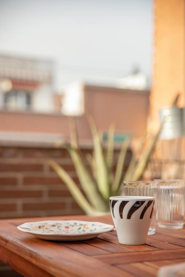 Precioso ático Con Gran Terraza Centro Usera Apartamento *
