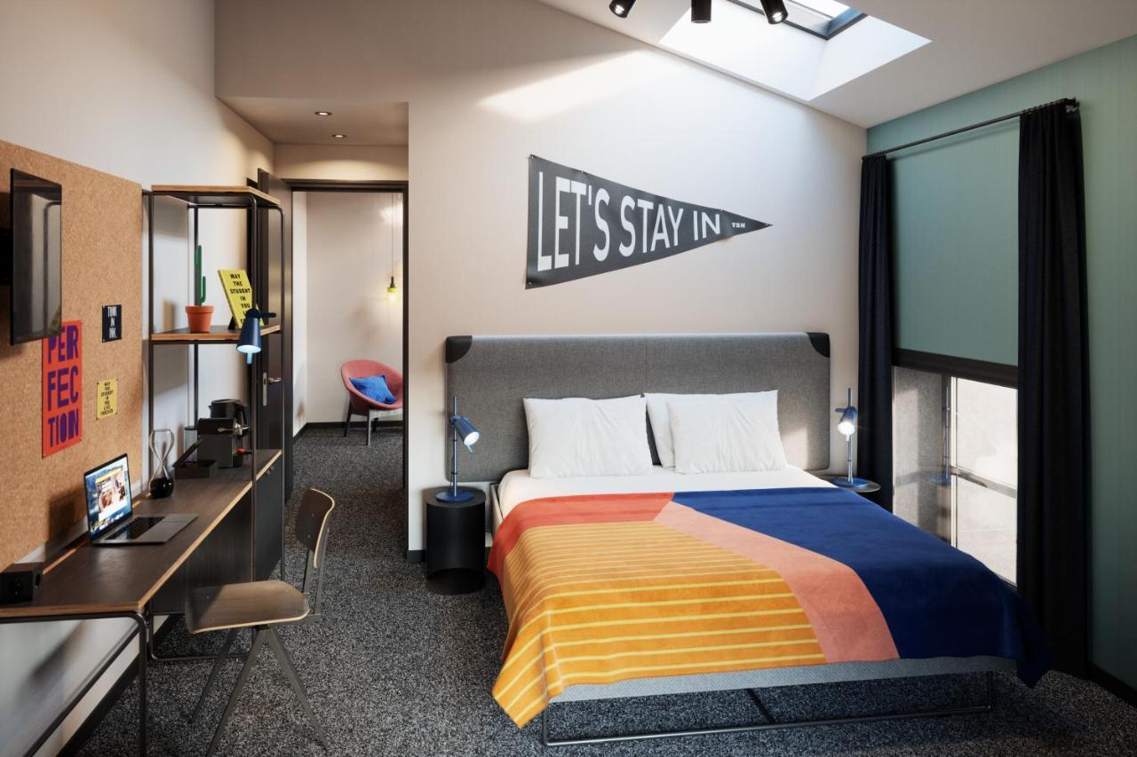Tsh Hotel