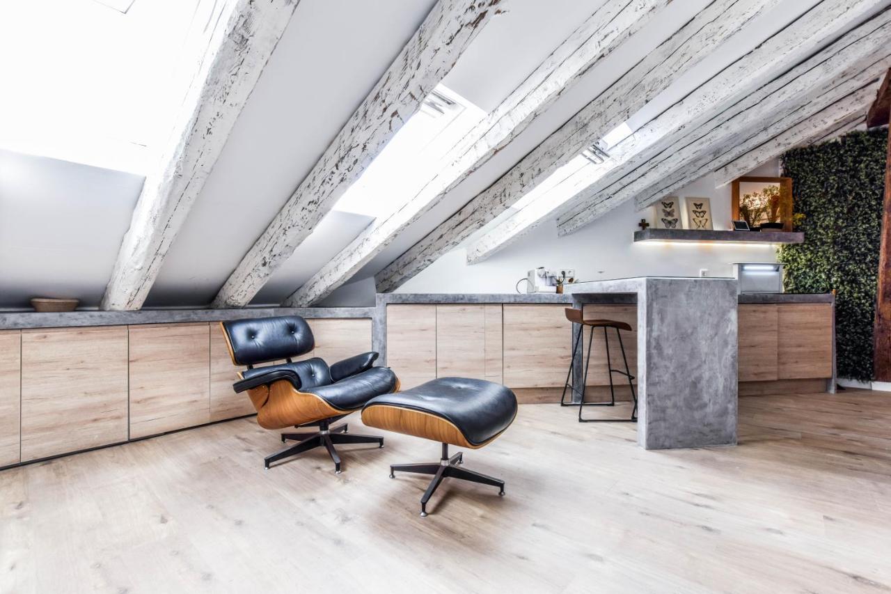Apartment Charming Atico La Latina Madrid