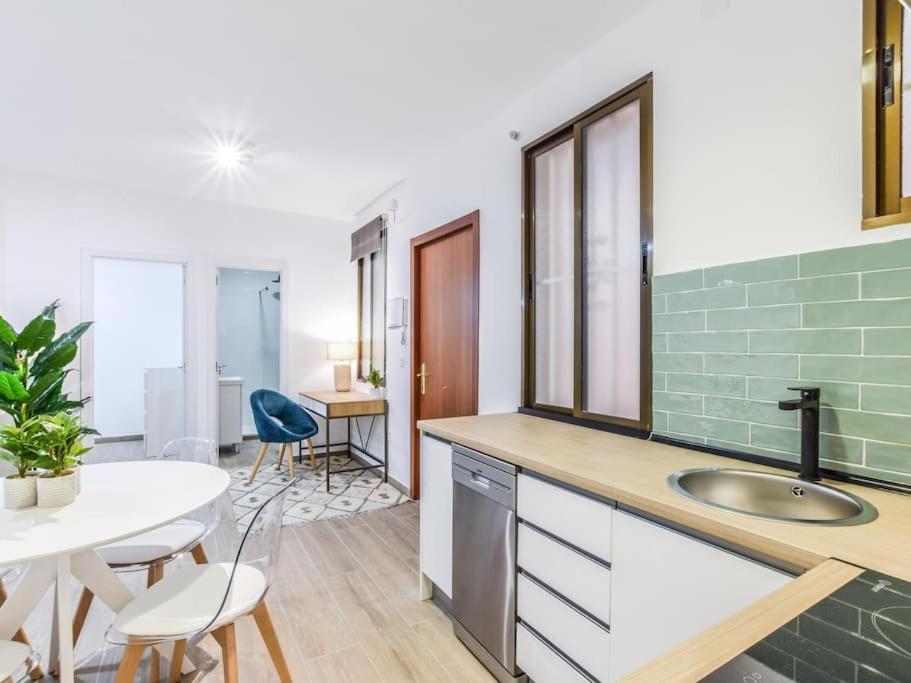 Apartamento Paseo Del Prado * Madrid