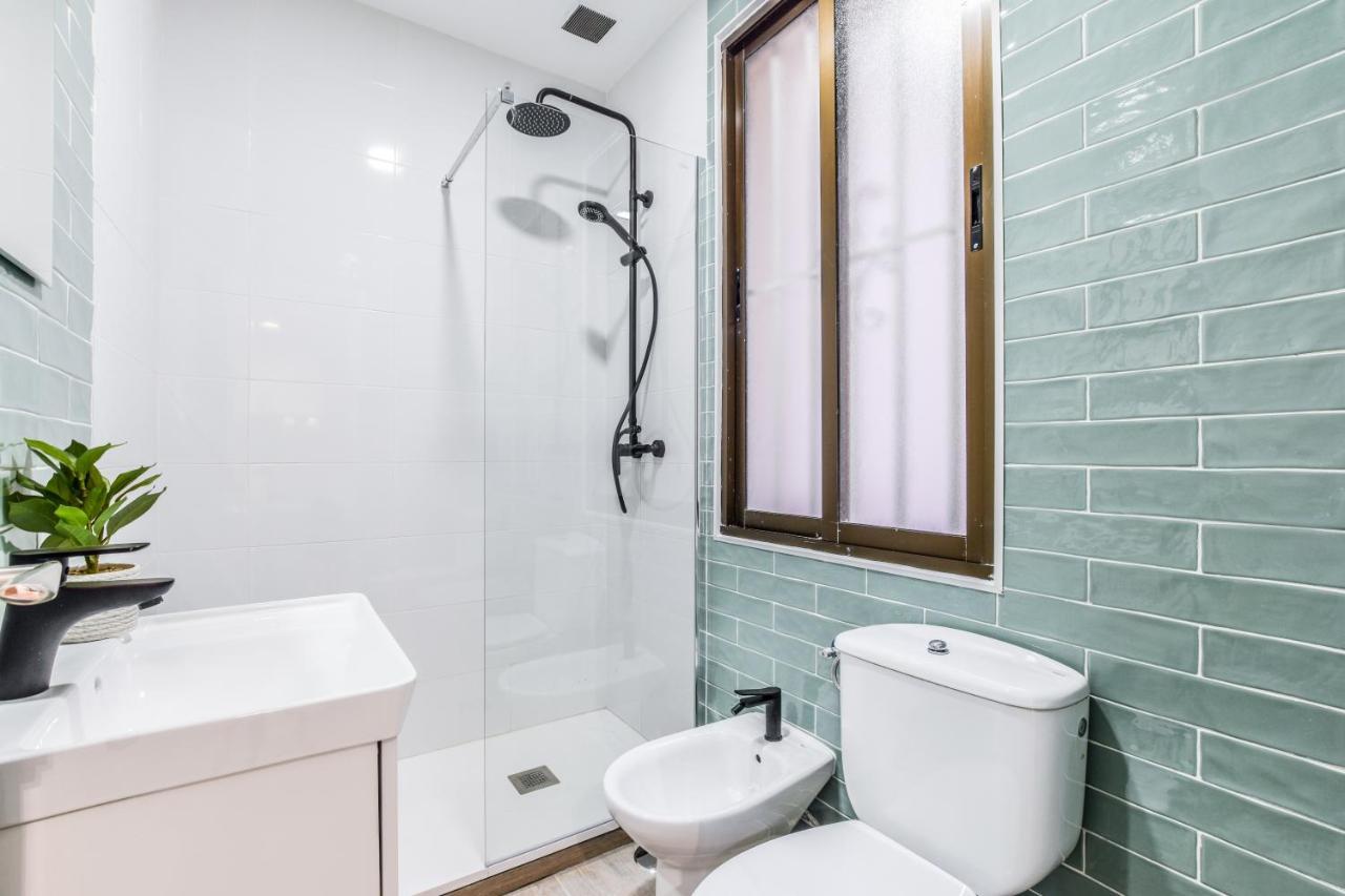 Apartamento Paseo Del Prado * Madrid