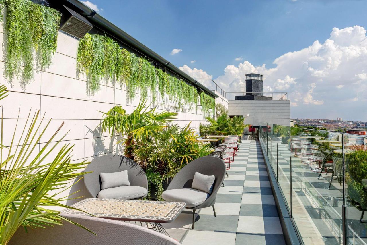 Hotel Radisson Red