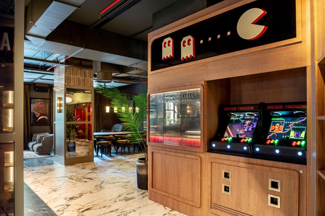Radisson Red Hotel Madrid