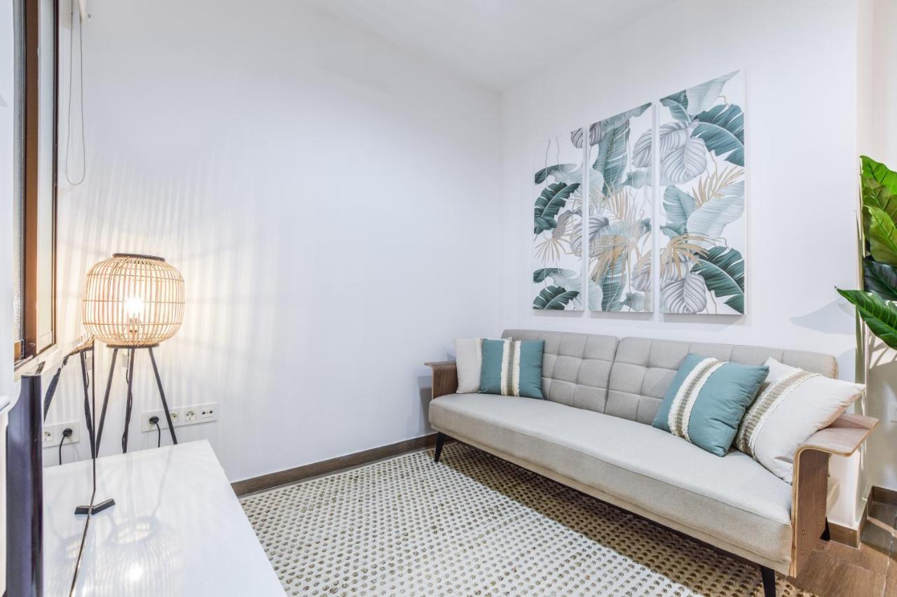 Apartamento Paseo Del Prado Apartment *