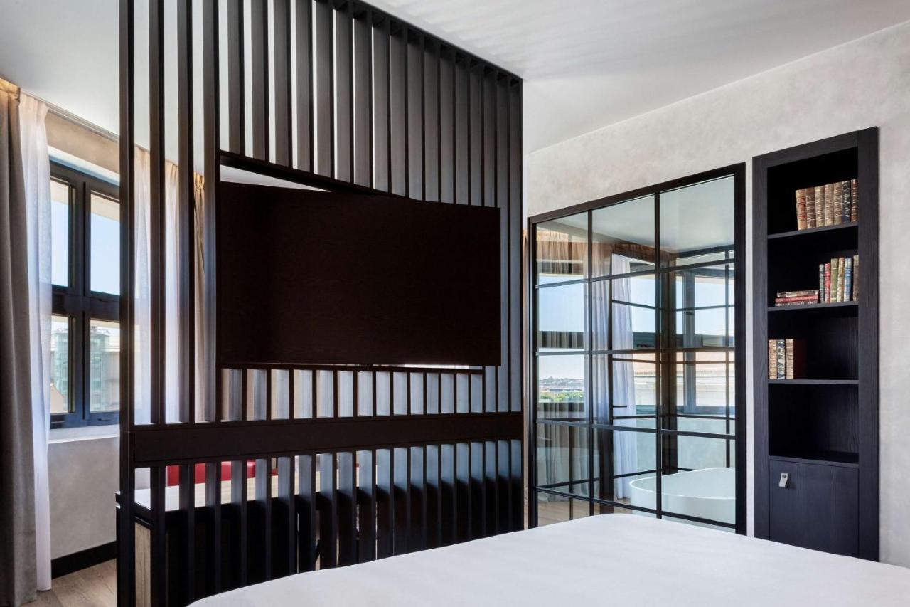 Radisson Red 4*