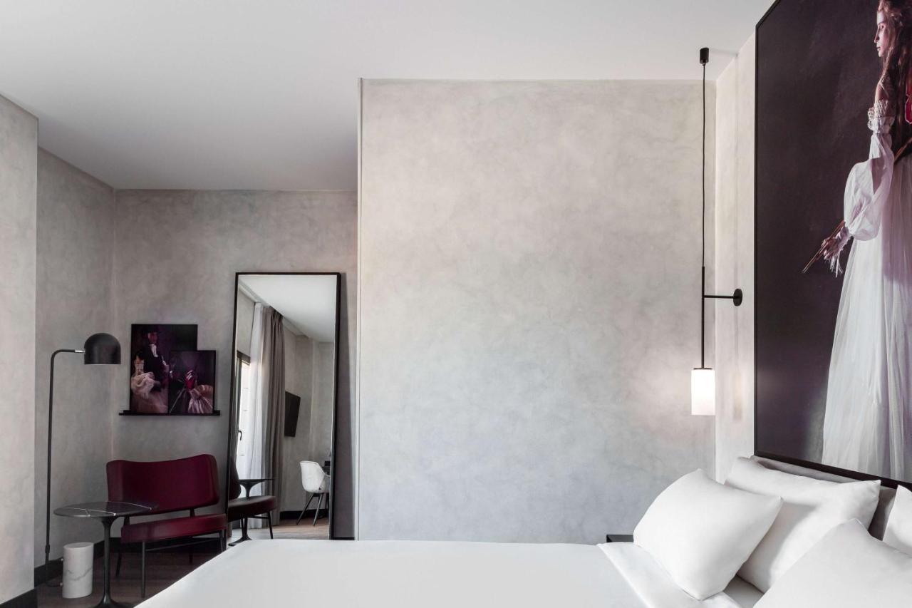 Radisson Red Hotel 4*