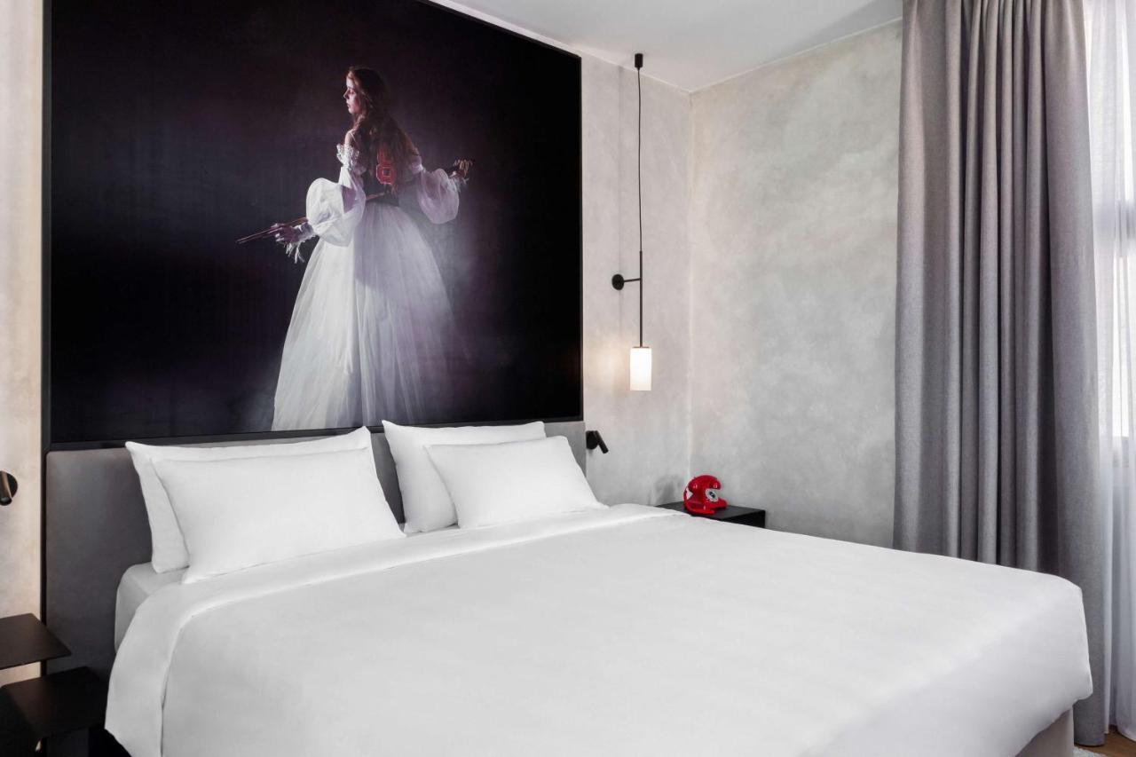 Radisson Red 4* Madrid