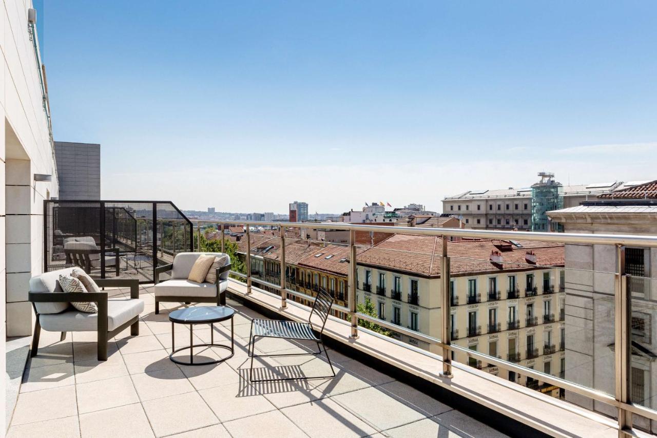 Radisson Red 4*