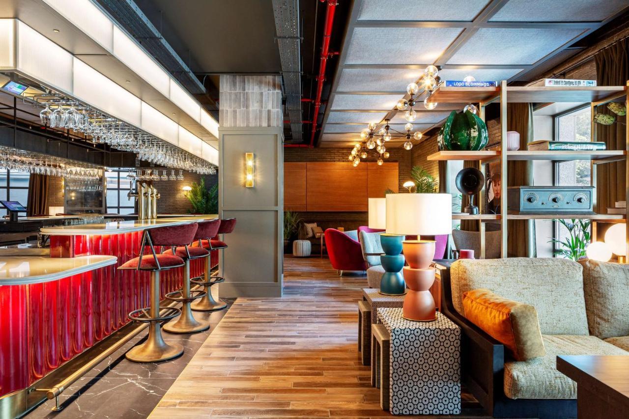 Hotel Radisson Red