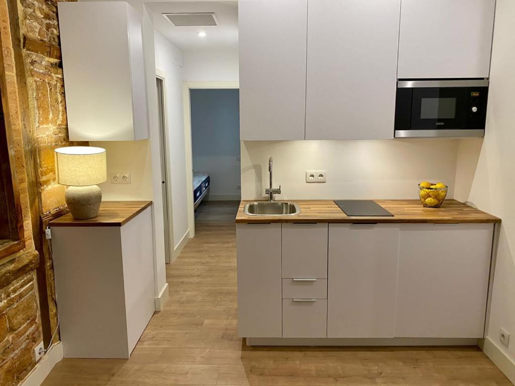 Apartamento Reina Sofía Museum *