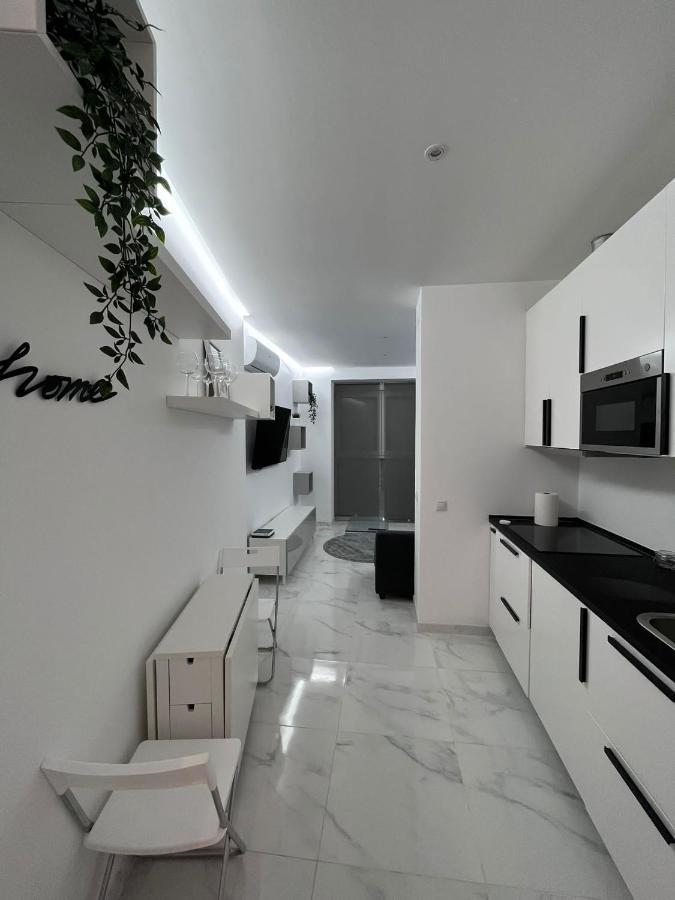 Sweet Apartment *