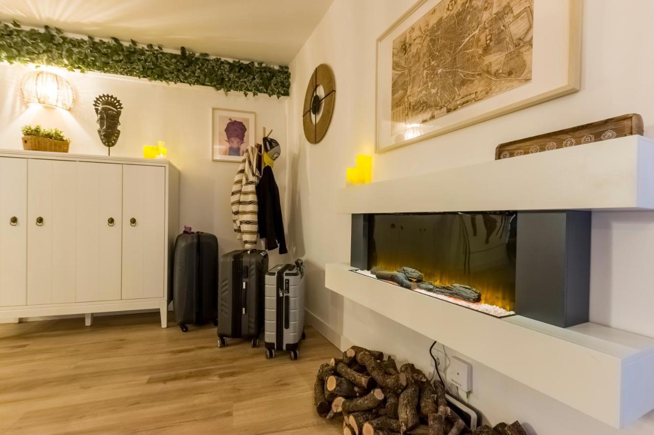 Hostal Santo - Coworking - Coliving -