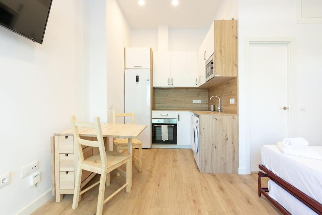 Apartamento Coqueto En La Calle Caribe. A/c Wifi Madrid