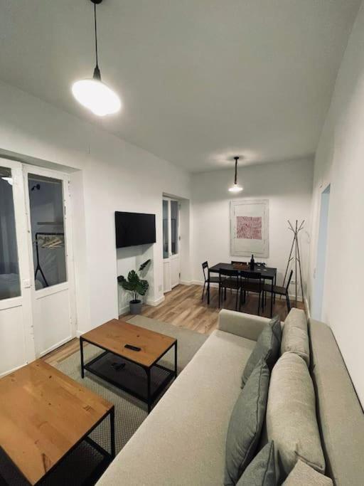 Apartment C/cabeza Cool Apt 7 Al Lado D Tirso De Molina Madrid
