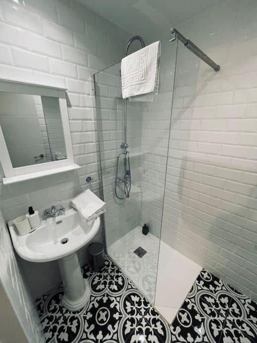 Apartment C/cabeza Cool Apt 7 Al Lado D Tirso De Molina