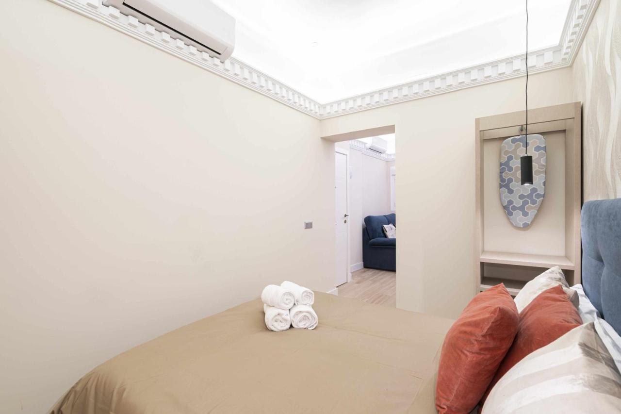 Apartamento Reformado Decorado Centrico 1 *