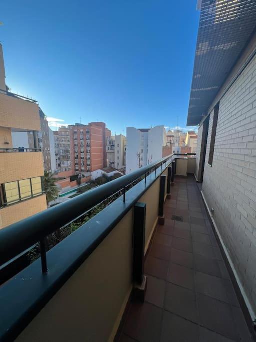 Apartamento Stunning 3 Bedroom Flat, All Exterior In Chamberi *