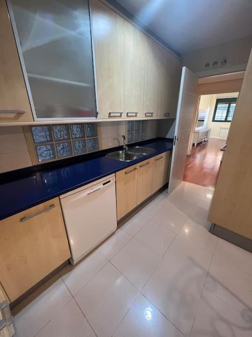 Stunning 3 Bedroom Flat, All Exterior In Chamberi * Madrid