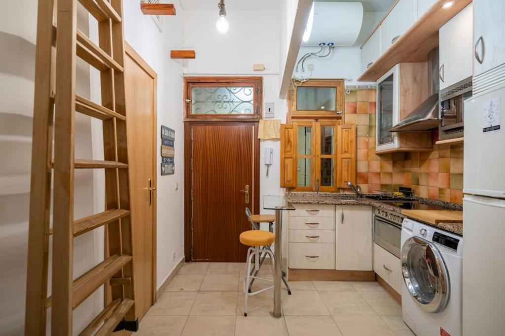 Near Embajadores And Atocha Apartment Madrid