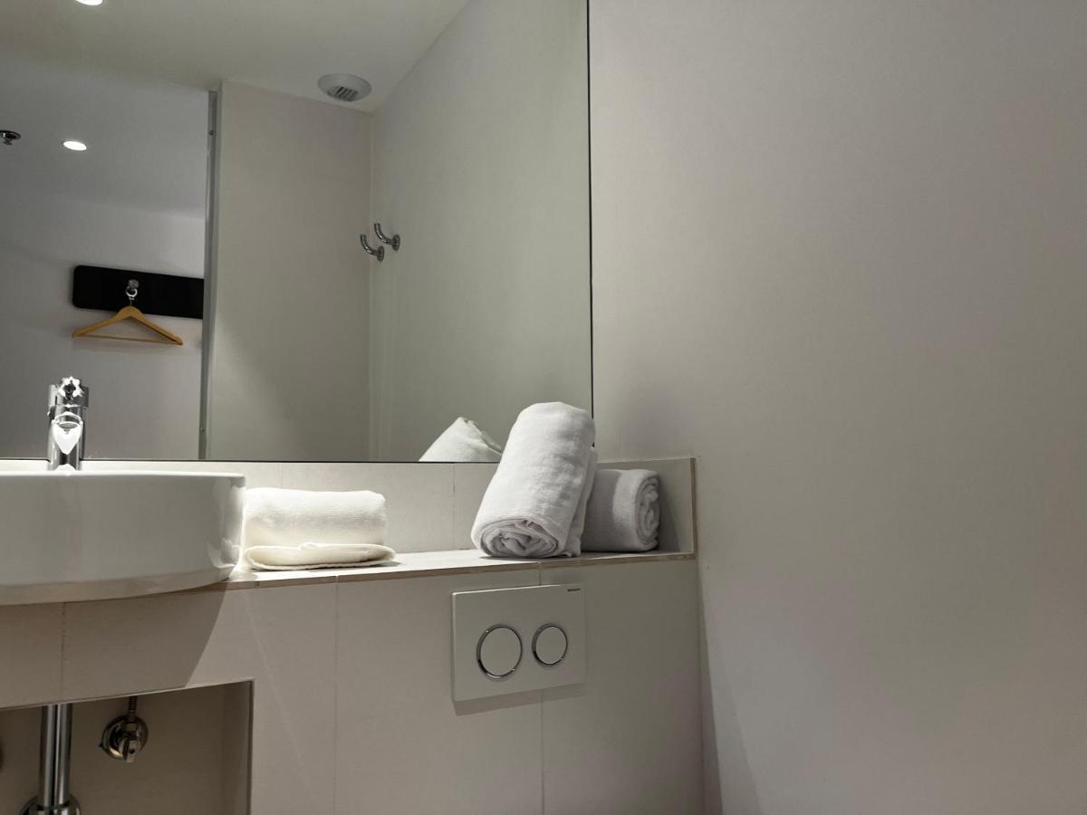Easyhotel Centro Atocha Pensión 2*