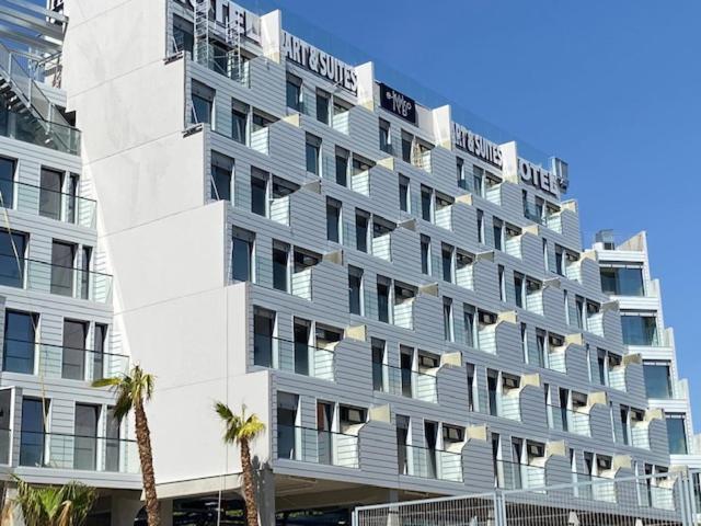 Ekilibrio & Apart-suites Hotel 4*