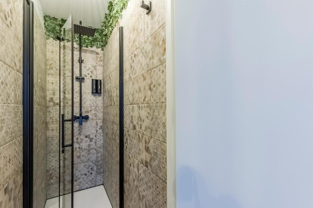 Santo - Coworking - Coliving - Hostal *