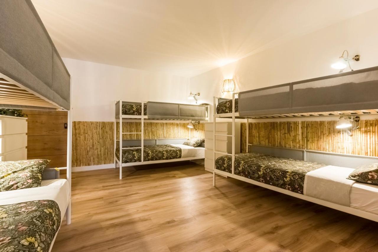 Santo - Coworking - Coliving - Hostal Madrid