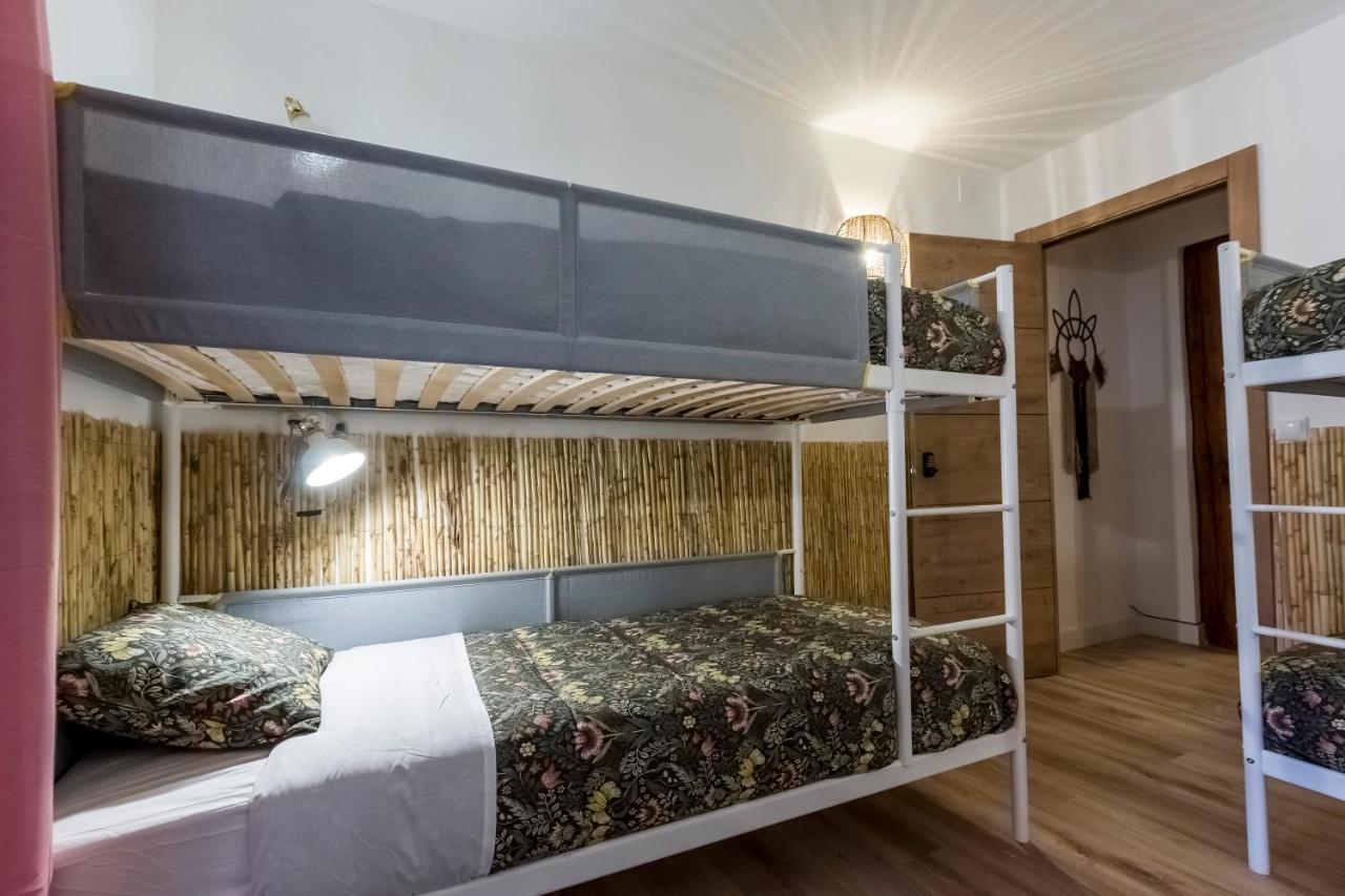 Santo - Coworking - Coliving - Hostal *