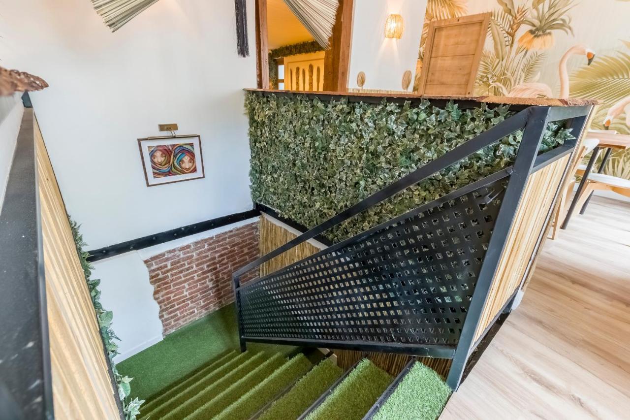 Hostal Santo - Coworking - Coliving -