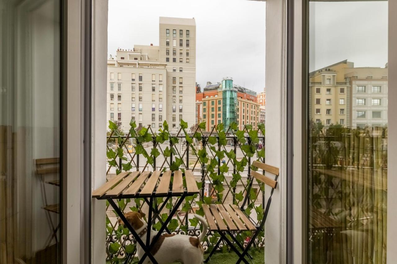 Santo - Coworking - Coliving - *