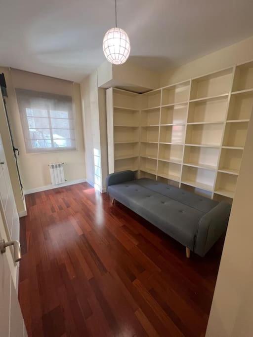 Stunning 3 Bedroom Flat, All Exterior In Chamberi Madrid
