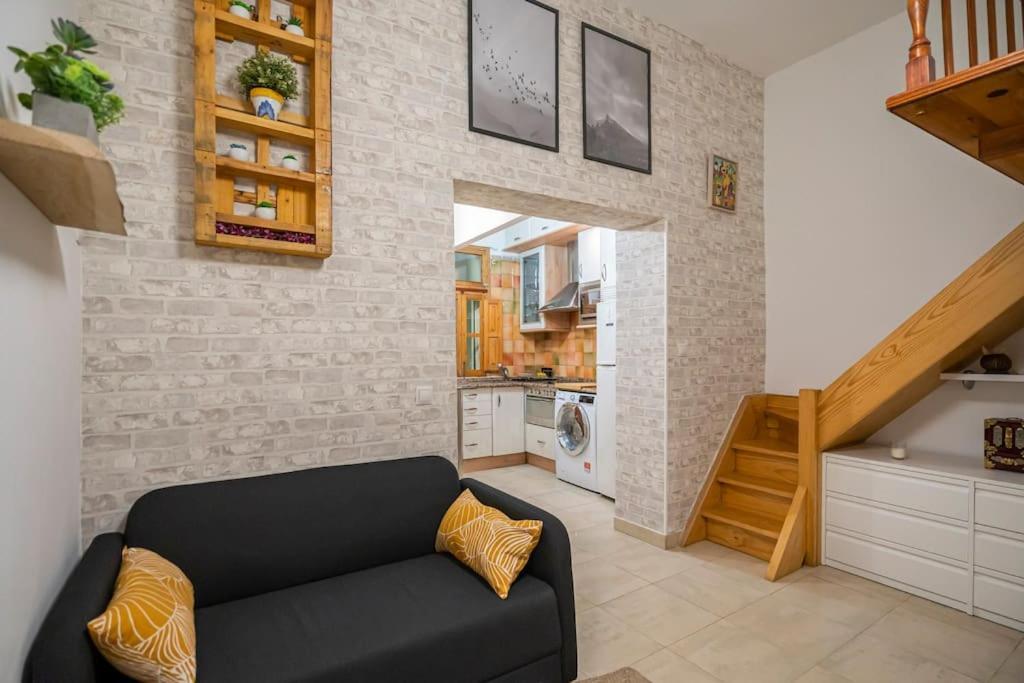 Apartment Near Embajadores And Atocha *