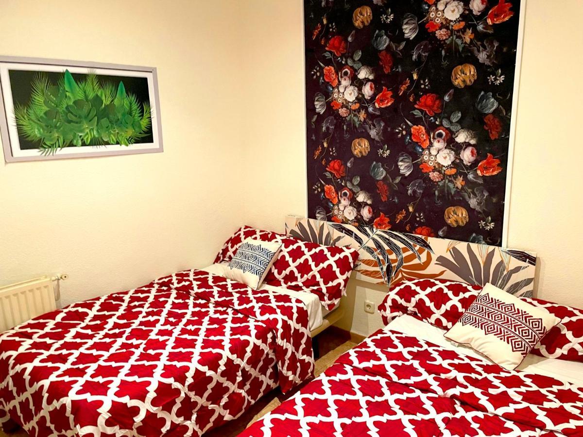 Bed and breakfast Sol Montera & Parking Tph Madrid