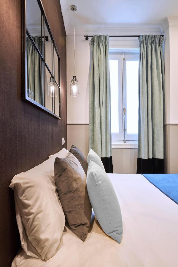 Castello Style, By Presidence Madrid