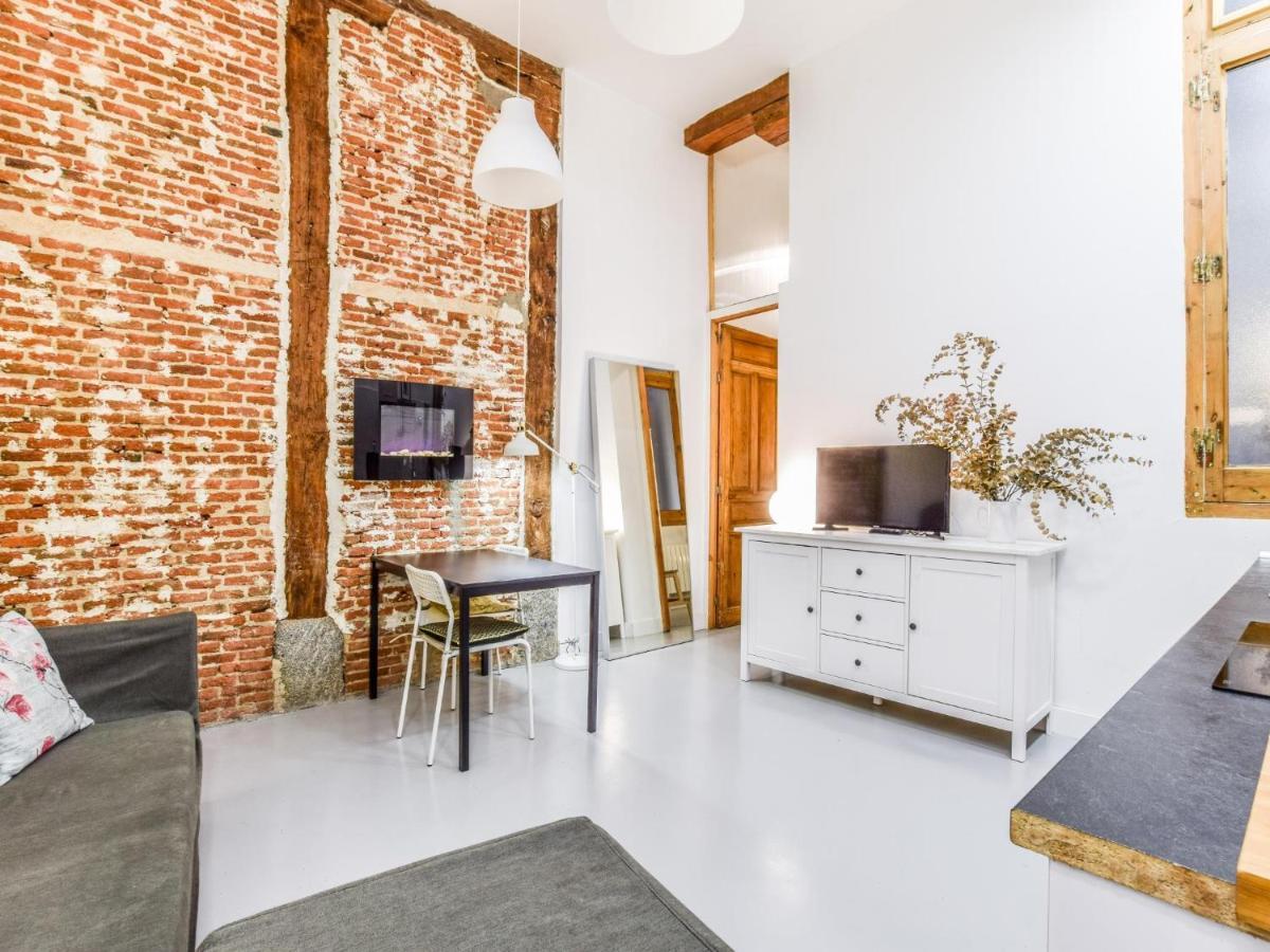 Apartamento En Lavapies De Estilo Industrial Para 5 Personas *