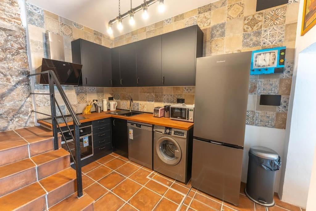 Apartamento Encantador En Calle Segovia Madrid