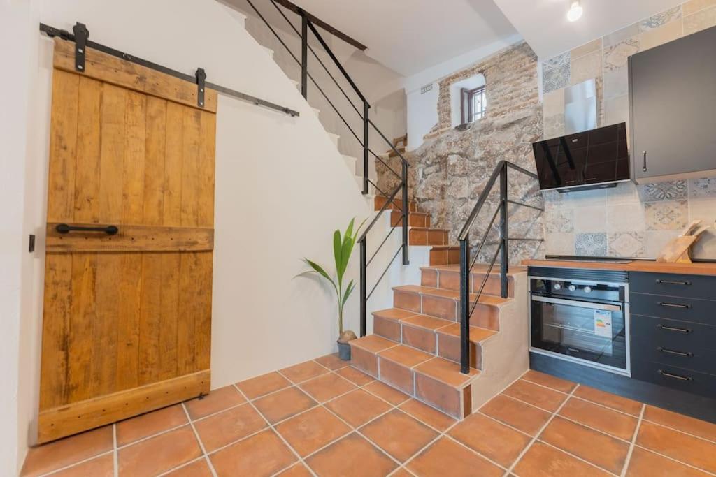 Encantador En Calle Segovia Apartamento *