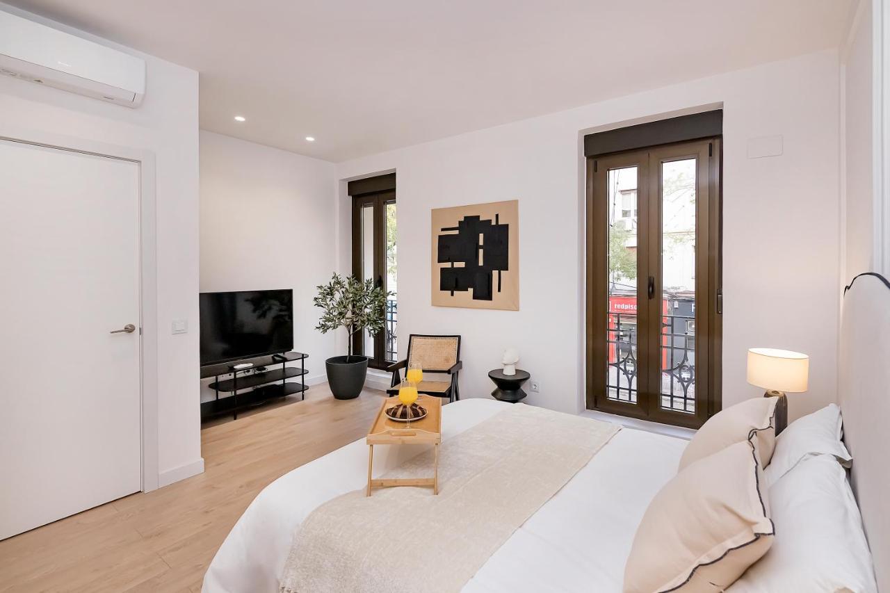 Apartamento Bhost - Ferraz 74 *