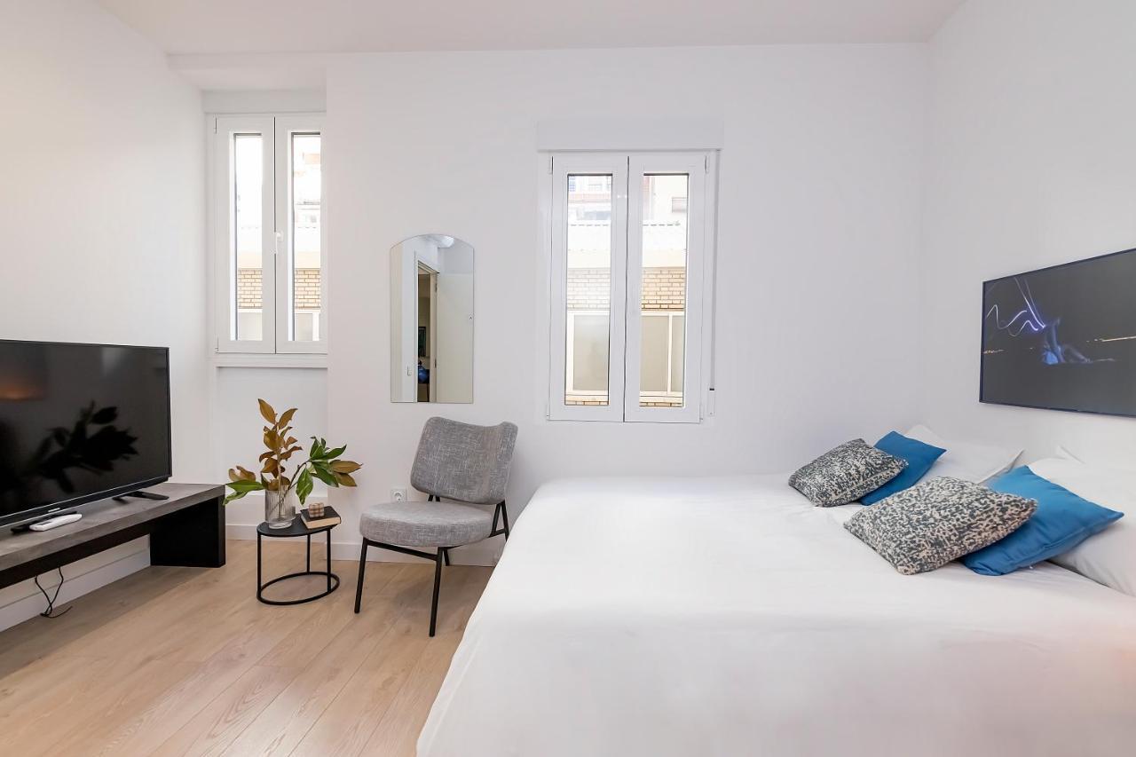 Bhost - Ferraz 74 Apartamento *