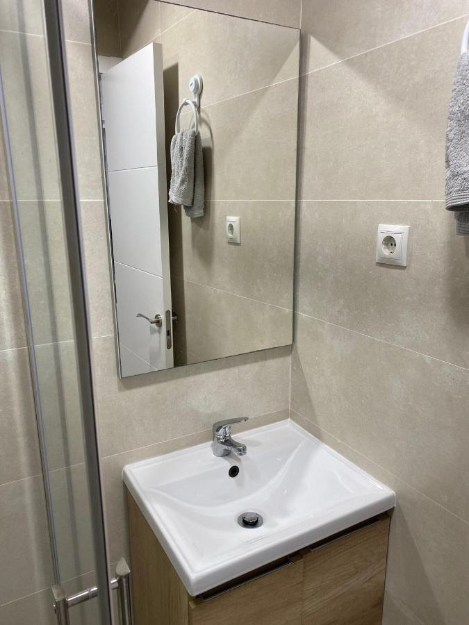 Apartamento Pinar De Chamartin / Aeropuerto Adolfo Suarez Apartment Madrid