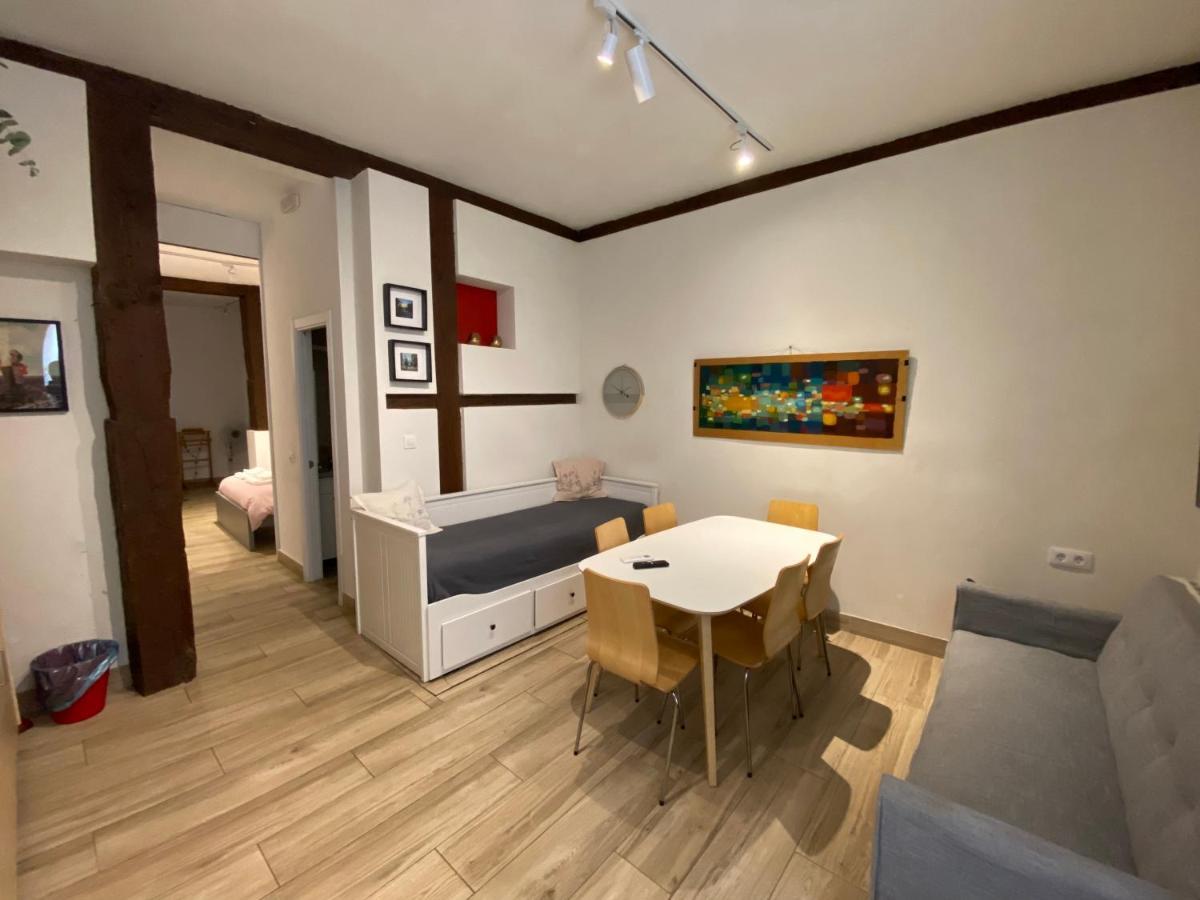 Apartment Opera-suites Luxury La Boheme, In The Very Center Of Madrid. *