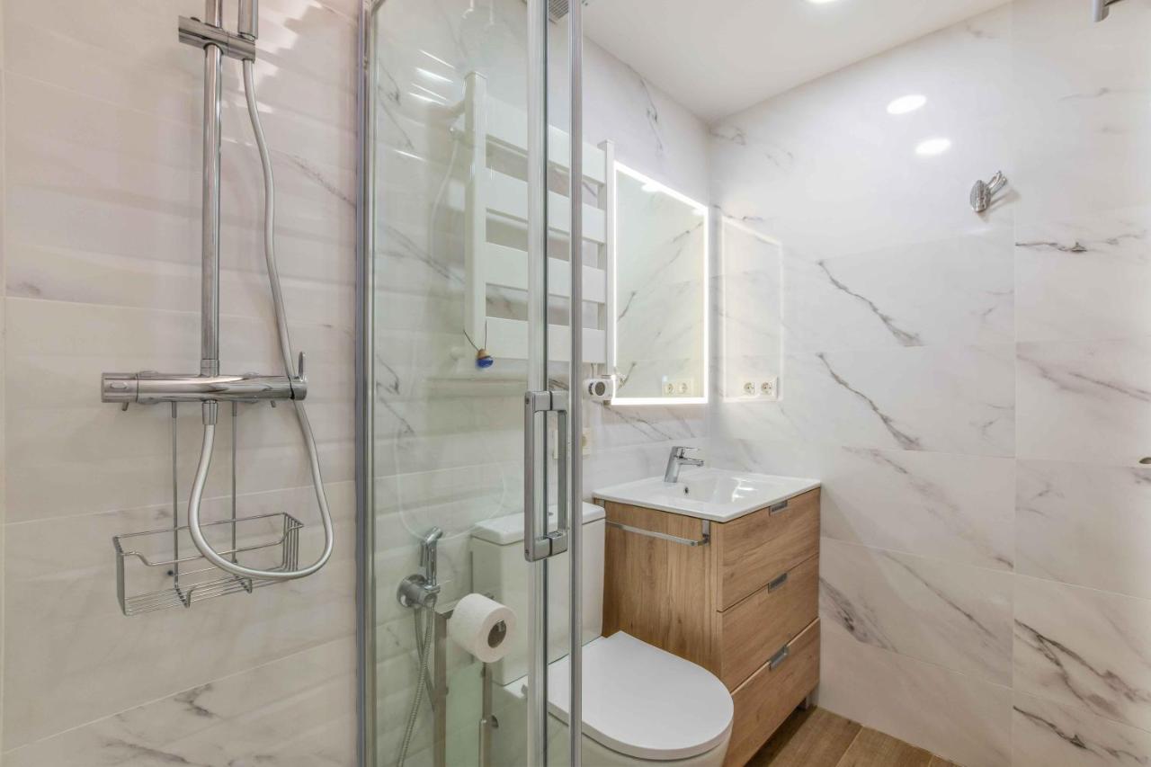 Global - Pada Apartment Madrid