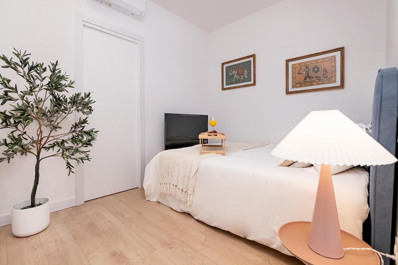 Apartamento Bhost - Ferraz 74 *