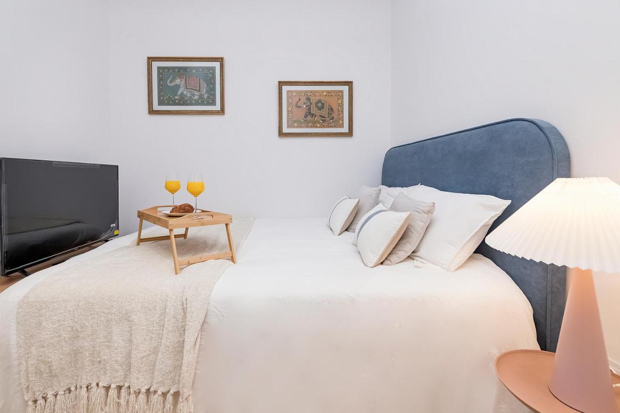 Bhost - Ferraz 74 * Madrid