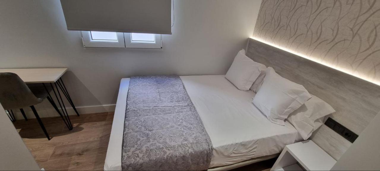 Ch La Petite Maison - Boutique - Pensión