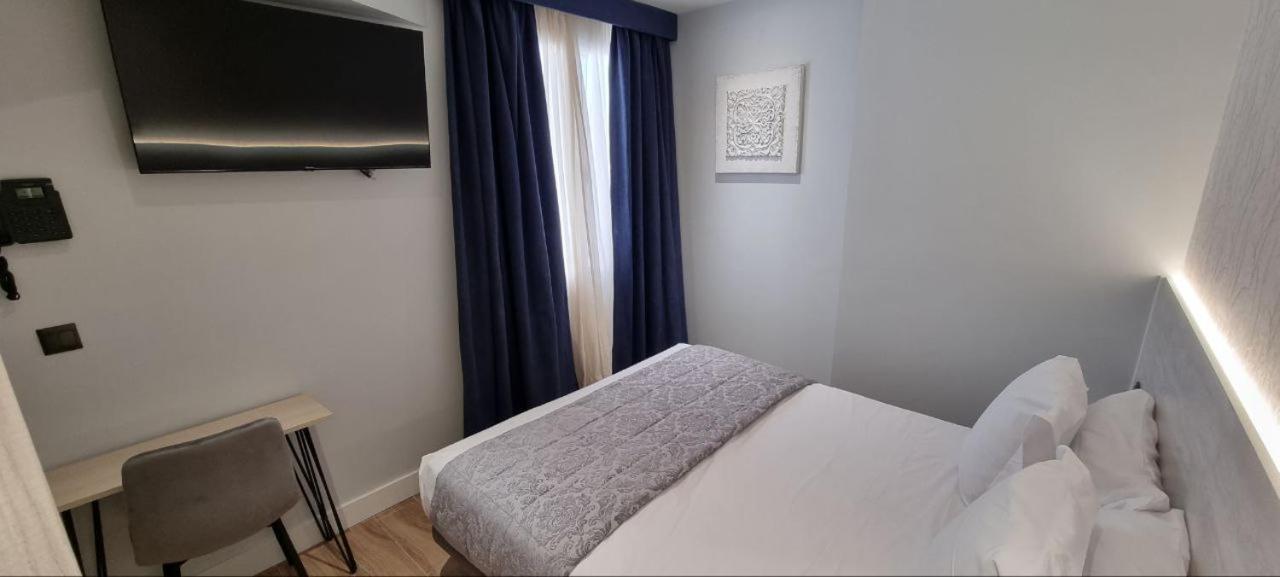 Pensión Ch La Petite Maison - Boutique - *