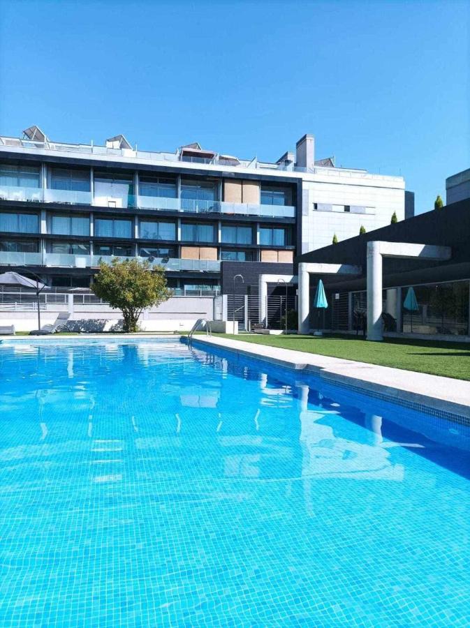 Espectacular Con Piscina Y Garaje *