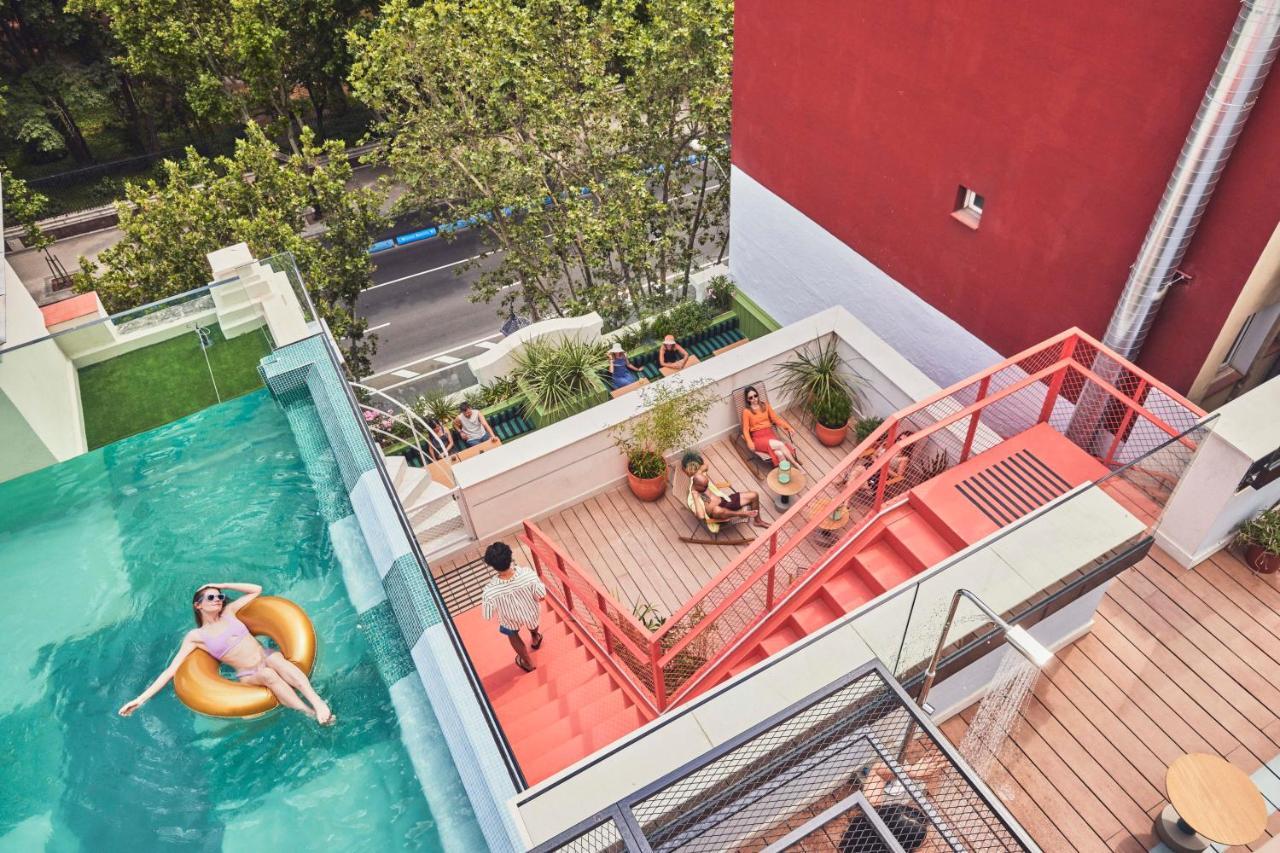 Tsh Hotel