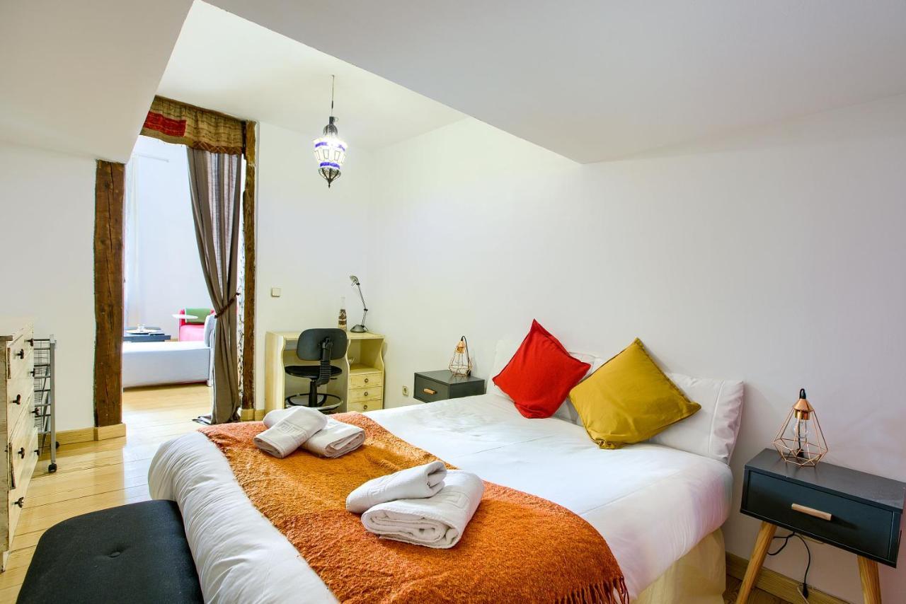 Bohemian Encomienda Apartment