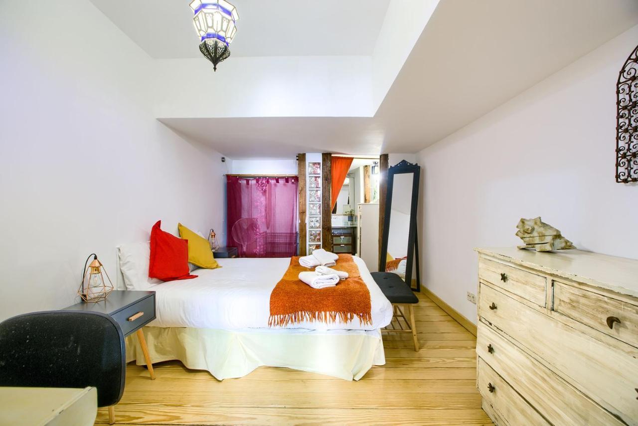 Bohemian Encomienda Apartment *